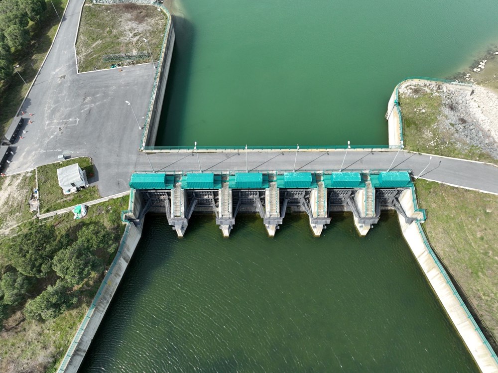 Büyükçekmece Baraj Gölü çekildi: Balıkların olduğu yerde koyunlar otluyor - 3