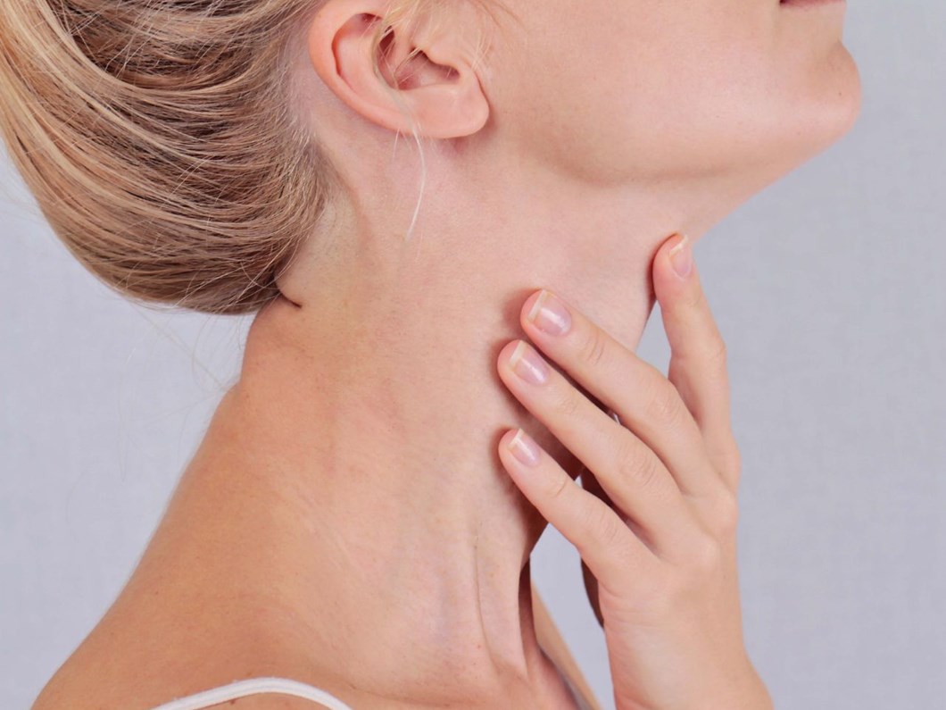 tiroid kanseri boyundaki sislikle