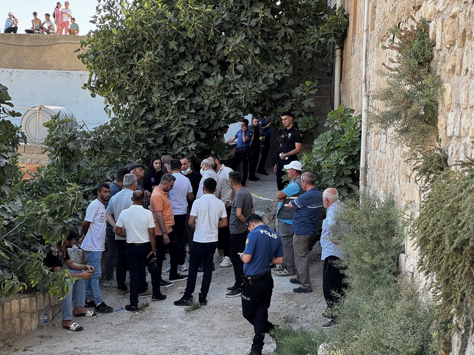 Mardin'de ikisi kız kardeş üç kadın evlerinde ölü bulundu: 10 gündür kimse fark etmemiş! - 1