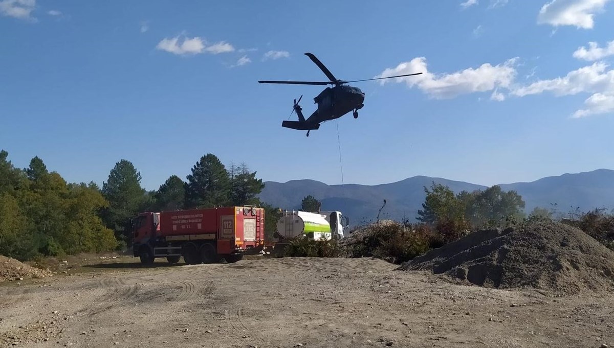 Hatay'da orman yangını: Havadan müdahale yeniden başladı Hatay'da orman yangını: Havadan müdahale yeniden başladı