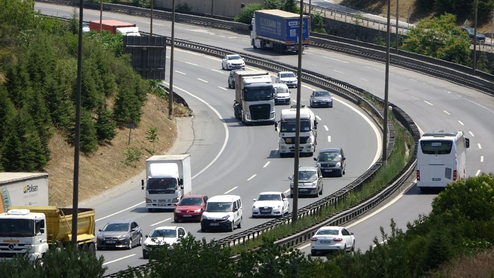 Yollarda tatil dönüşü hareketliliği: TEM Otoyolu Kocaeli geçişinde yoğunluk - 3