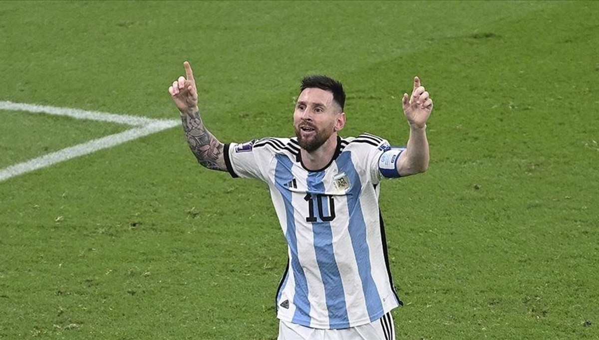 Messi'nin 10 numarası emekliye ayrılıyor Messi'nin 10 numarası emekliye ayrılıyor