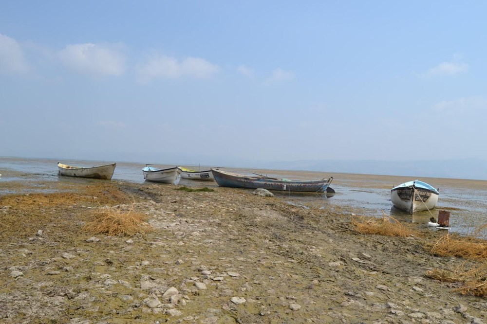 Marmara Gölü'nde su kalmadı - 5