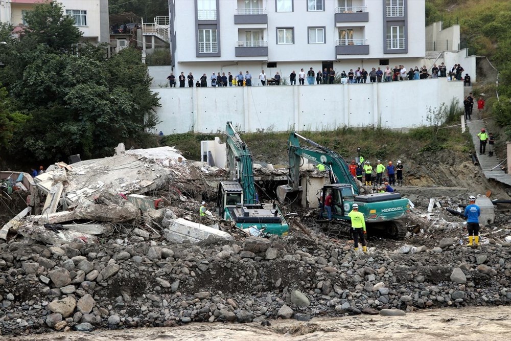 Batı Karadeniz'de sel felaketi: 3 ilde 66 can kaybı - 12