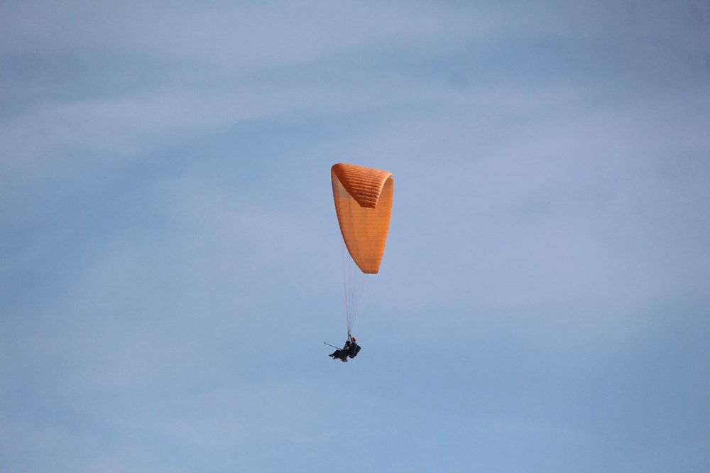 Amanos'tan Göklere: Yamaç Paraşütüyle Baklava Şöleni 77 Cq3MKkLJOE PD4LrLfa CQ