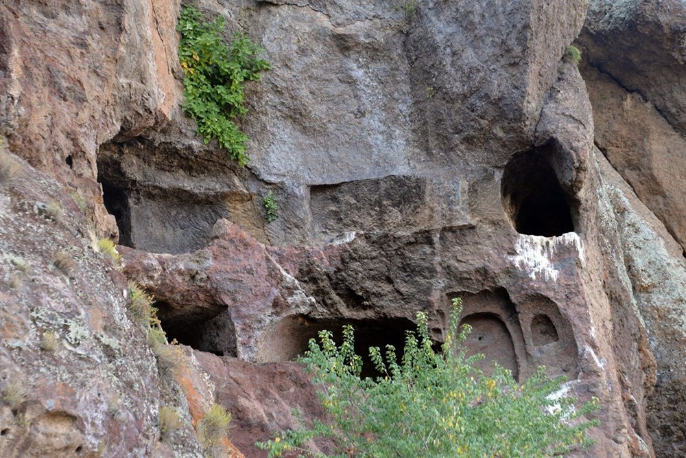 Hristiyanların gizli ibadet yaptıkları 1500 yıllık mağaralar ilgi çekiyor - 3