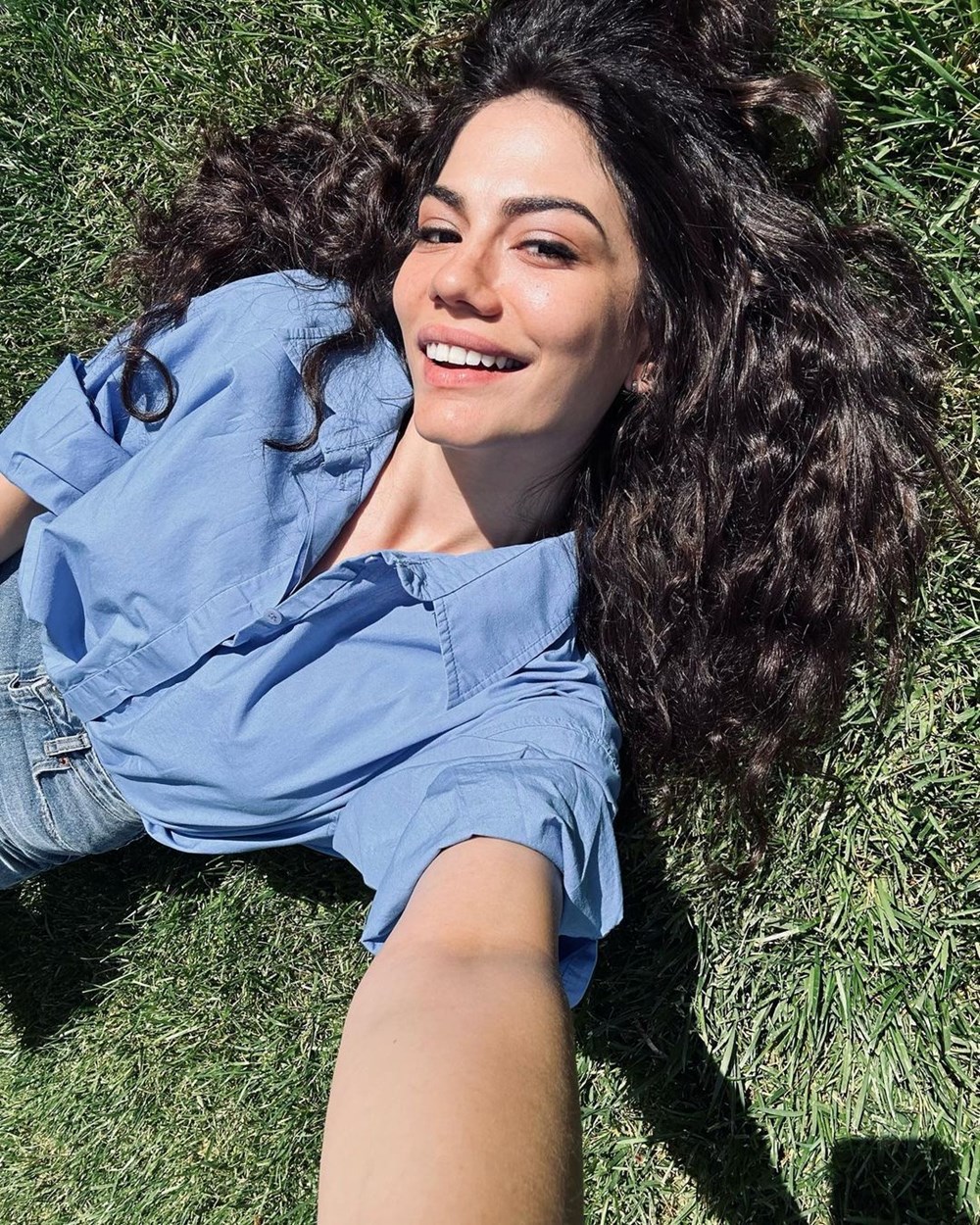En popüler oyuncular listesi: IMDB Starmetre'de Ebru Şahin'den büyük başarı - 6