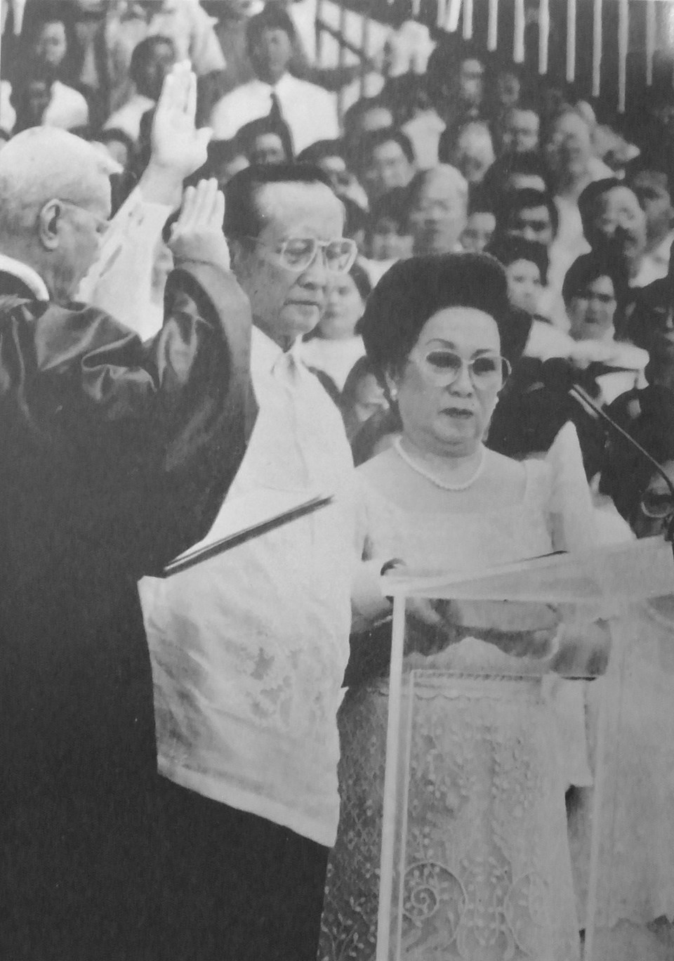 Filipinler'in eski devlet başkanı Ramos, Covid-19 nedeniyle hayatını kaybetti - 1