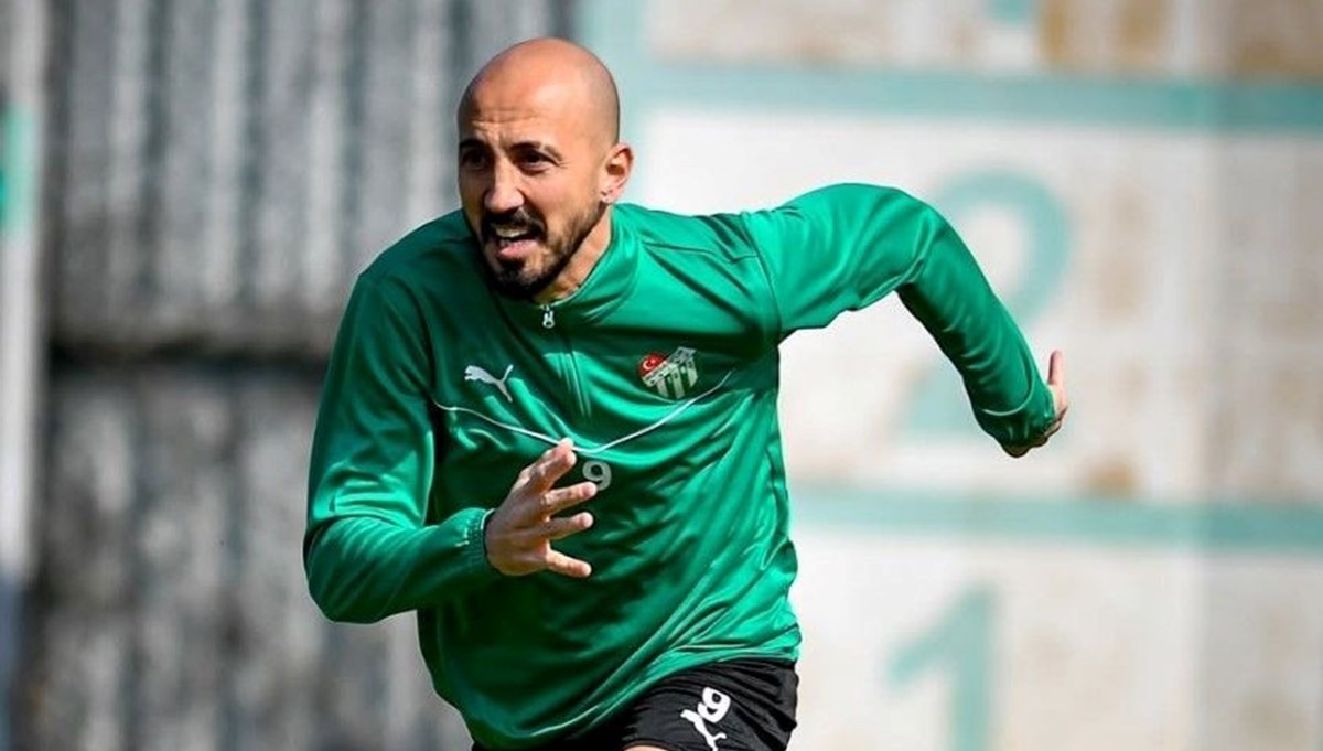 Kariyerine 2. Lig'de devam edebilir