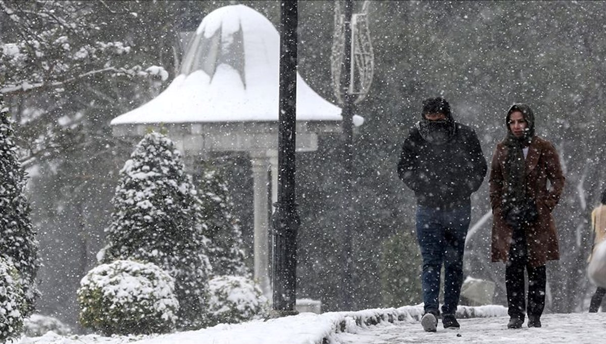 Meteoroloji paylaştı: İstanbul'a kar geliyor