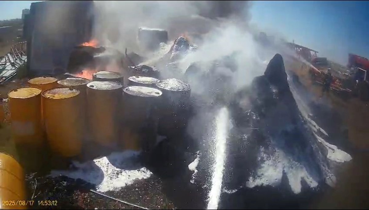 Diyarbakır'da depo yangını