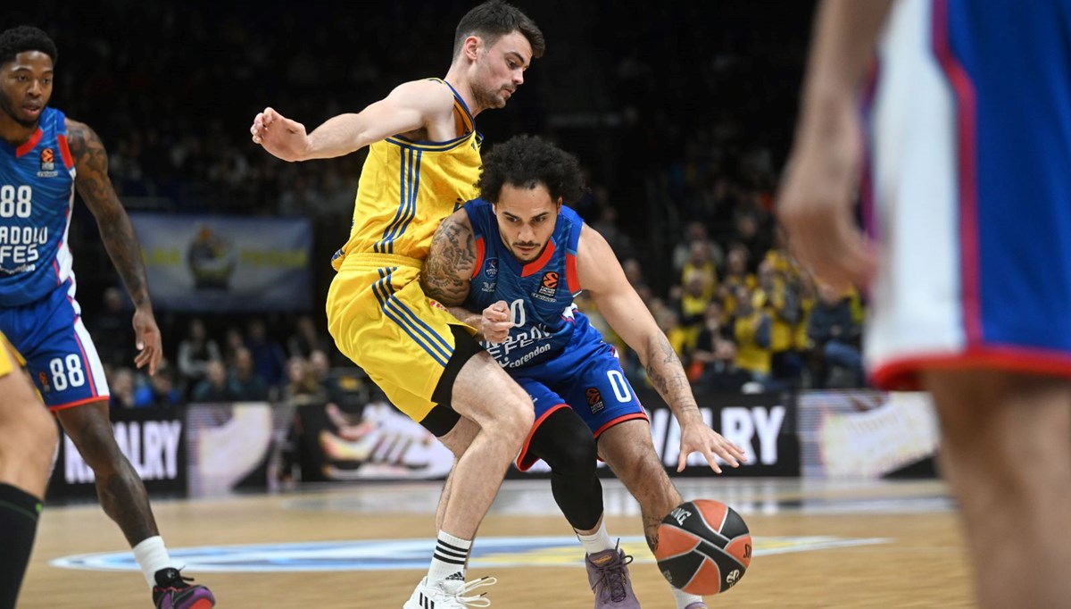 Shane Larkin, EuorLeague'de haftanın en değerli oyuncusu oldu