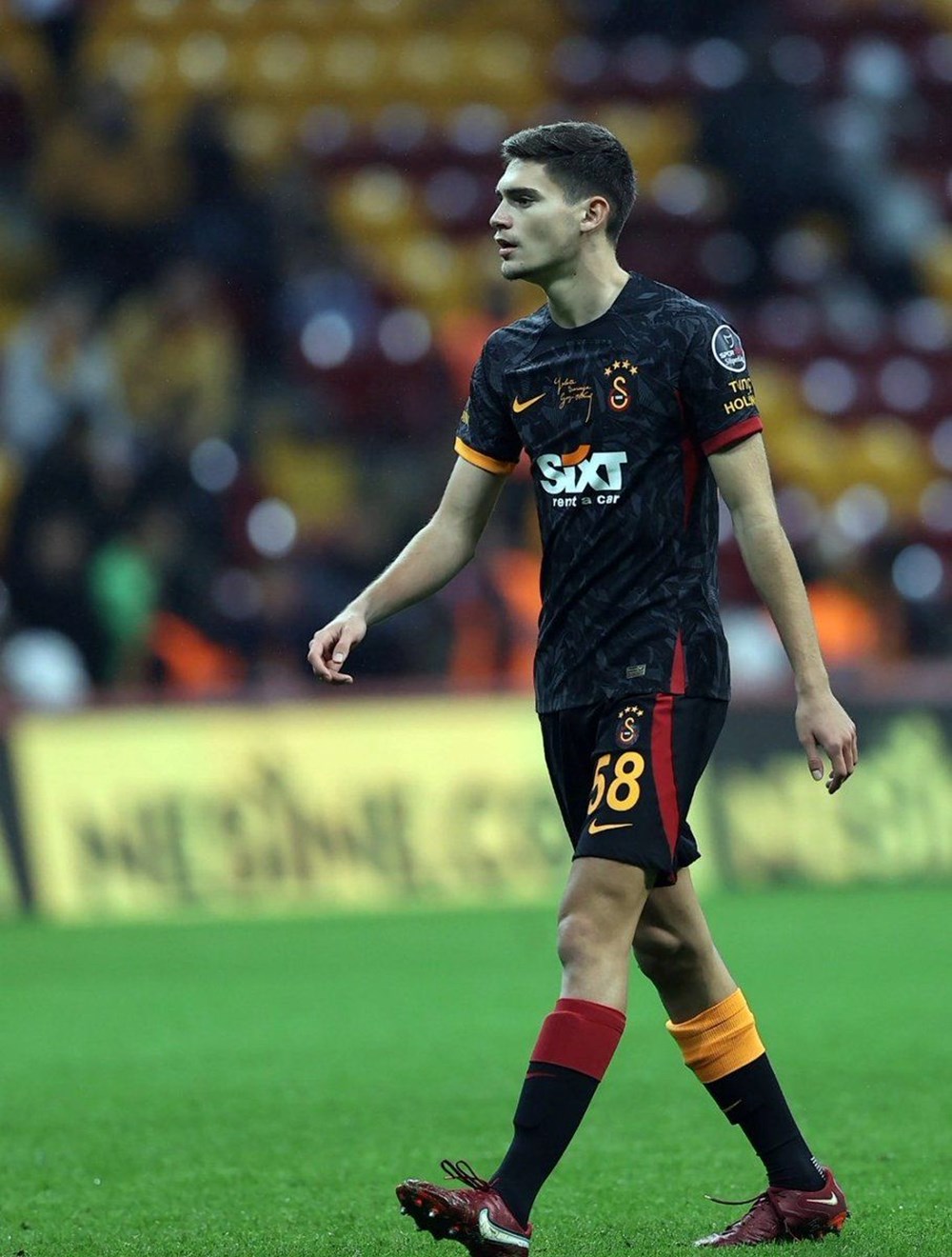 Galatasaray'da beklenen olmadı: Tam 15 isim geri dönüyor - 16