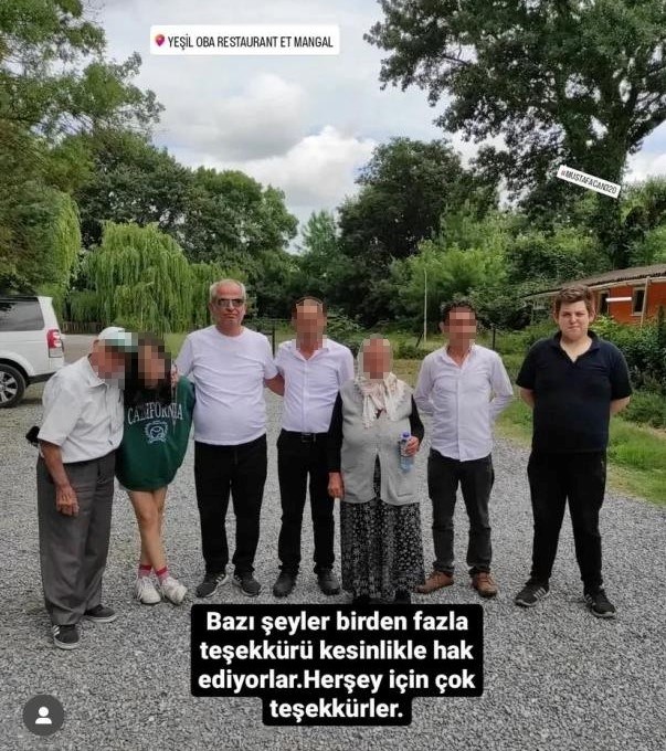 19 yaşındaki zanlının, Cumhuriyet Savcısı Ercan Kayhan ile cinayetin işlendiği restoranın önünde çekilmiş fotoğrafı ortaya çıktı.