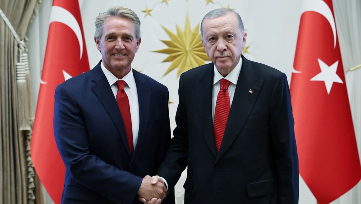 Cumhurbaşkanı Erdoğan, ABD'nin Ankara Büyükelçisi Jeff Flake ile görüştü