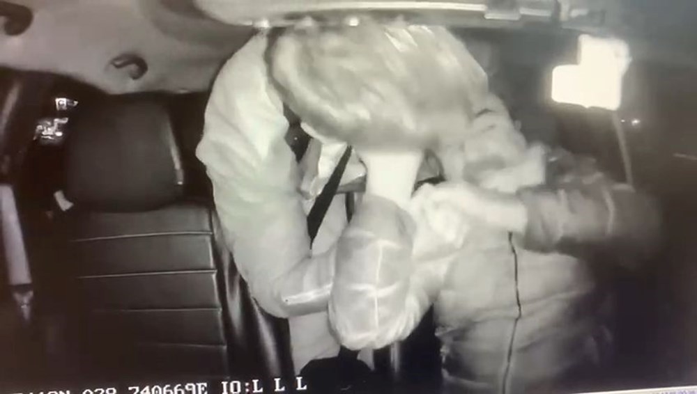 İngiliz boksörün komalık ettiği taksici yoğun bakımdan çıktı, yaşananları anlattı: Öptü, ısırdı, elini gözüme soktu - 3