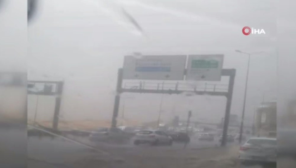 İstanbul'da kuvvetli yağmur: Yenibosna'da su baskını - 1