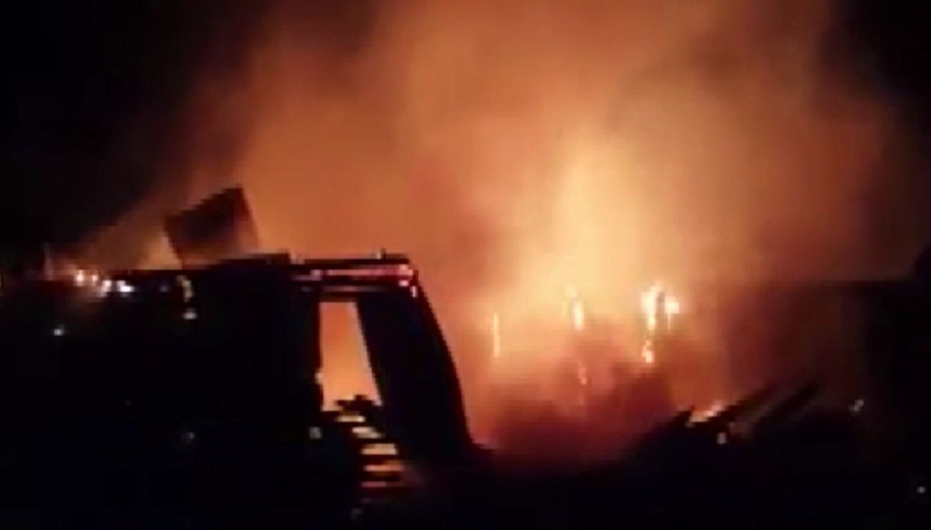 Ev yangınında mutfak tüpü patladı 2 yaralı Son Dakika Sivas