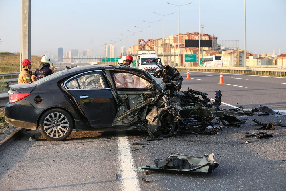 Kuzey Marmara Otoyolu'nda kaza: 2 yaralı - 1