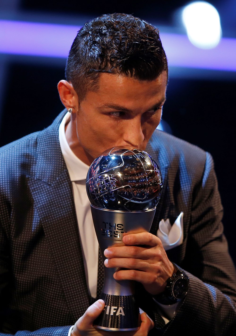 FIFA Yılın Erkek Oyuncusu ödülü Cristiano Ronaldo'nun - 1
