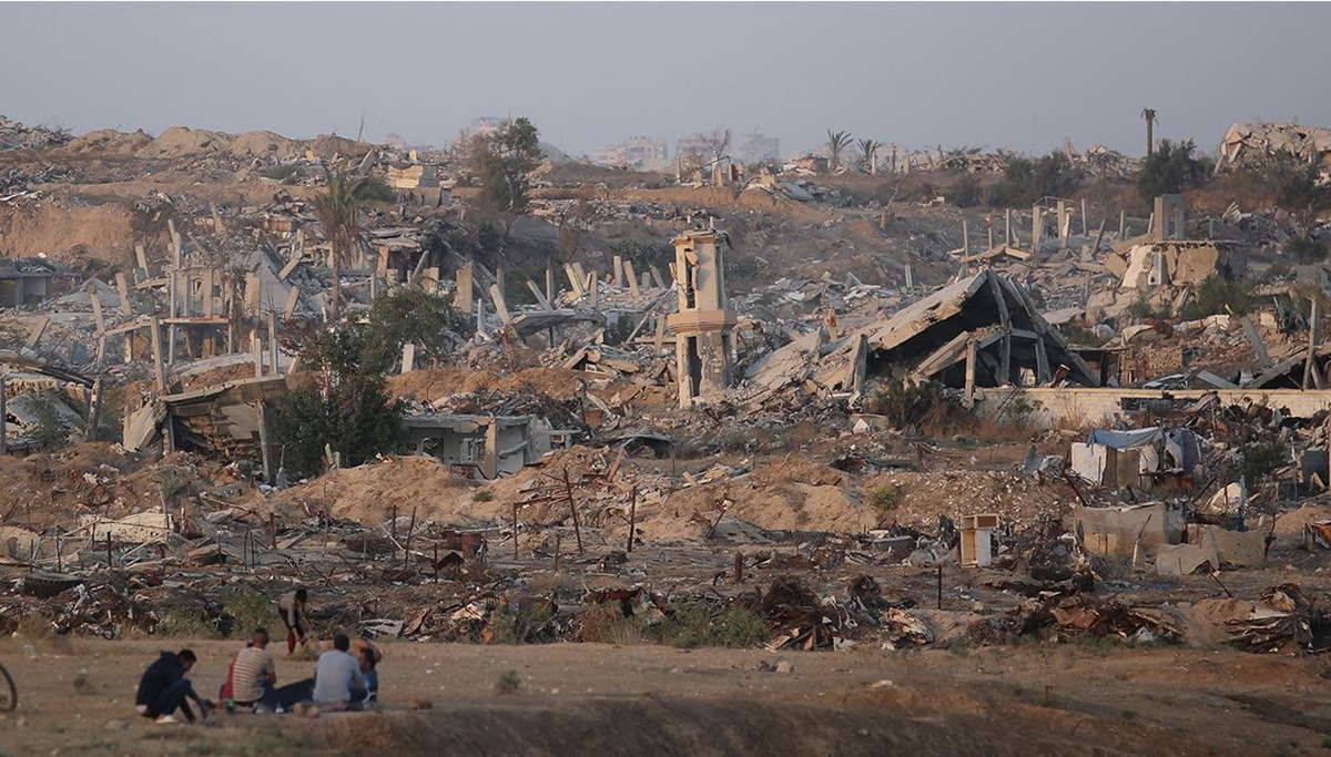 İsrail yine Gazze'ye saldırdı: 1 ölü