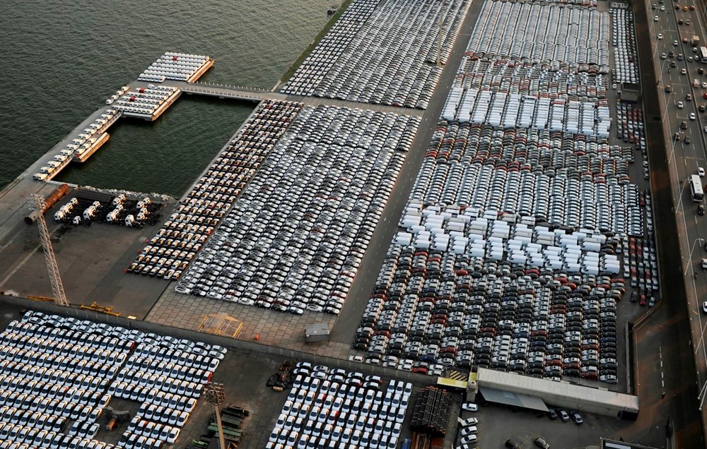 Zam korkusu talepleri artırdı: Otomobiller gemideyken satıldı - 5