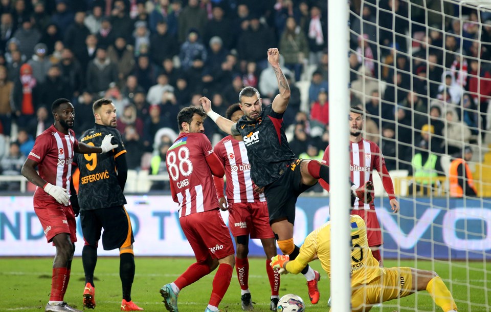 Galatasaray 2022'yi lider bitirdi - 2