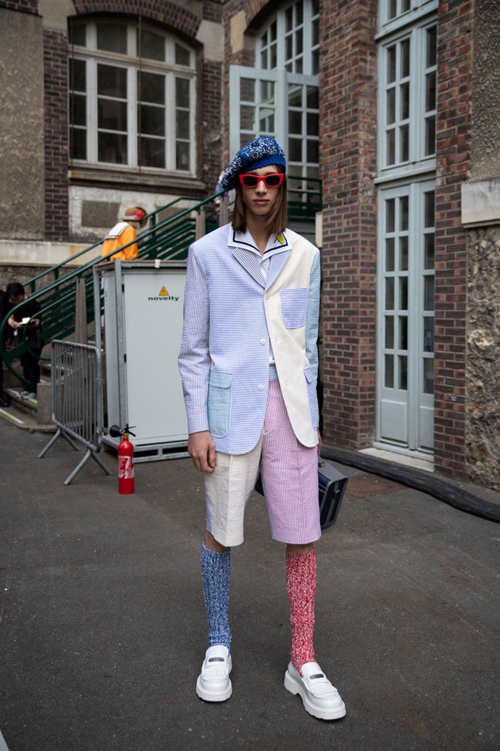 Fransız lüks marka Kenzo, kolej stilini modaya geri getiriyor - 2