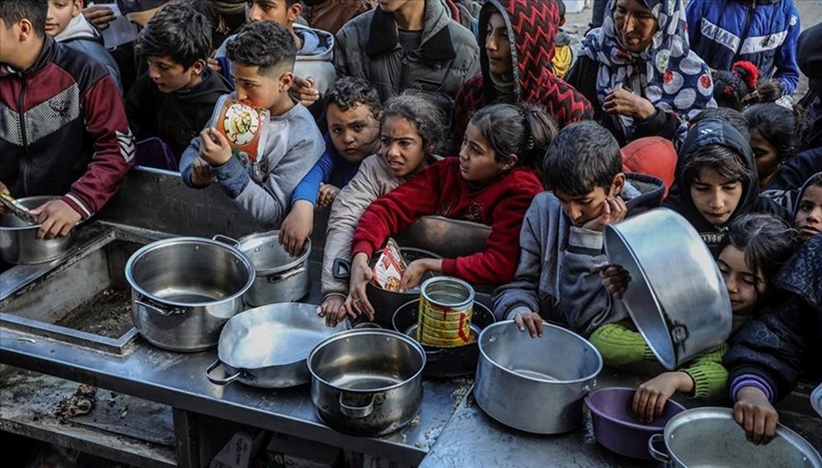 Katar: Gazze'yi kıtlıktan kurtarmak için sınır kapıları açılmalı