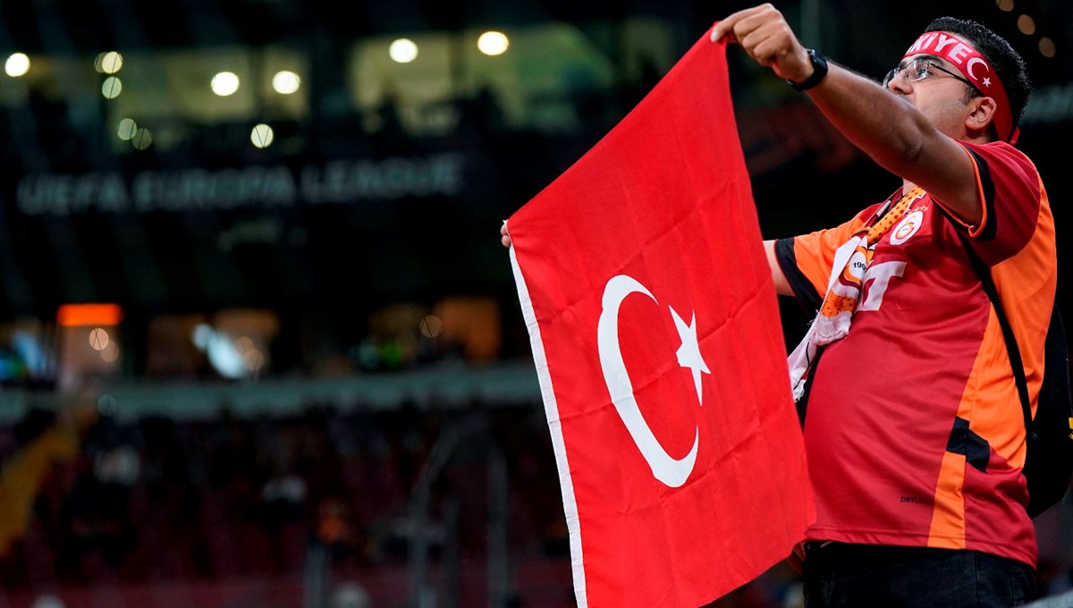 Galatasaray'dan PAOK'a gönderme: Burası İstanbul! Galatasaray'dan PAOK'a gönderme: Burası İstanbul!