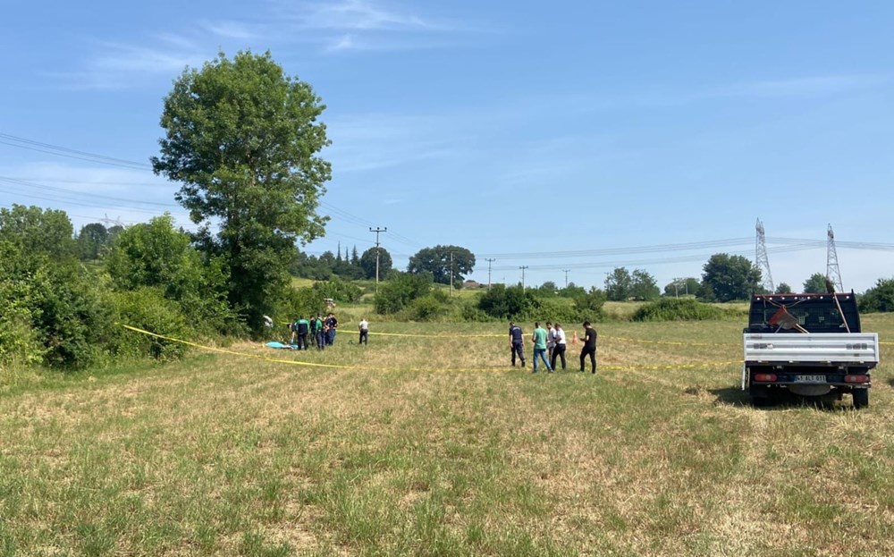 Tarlada sır cinayet: Köpeklerin havlamasıyla bulundu - 3