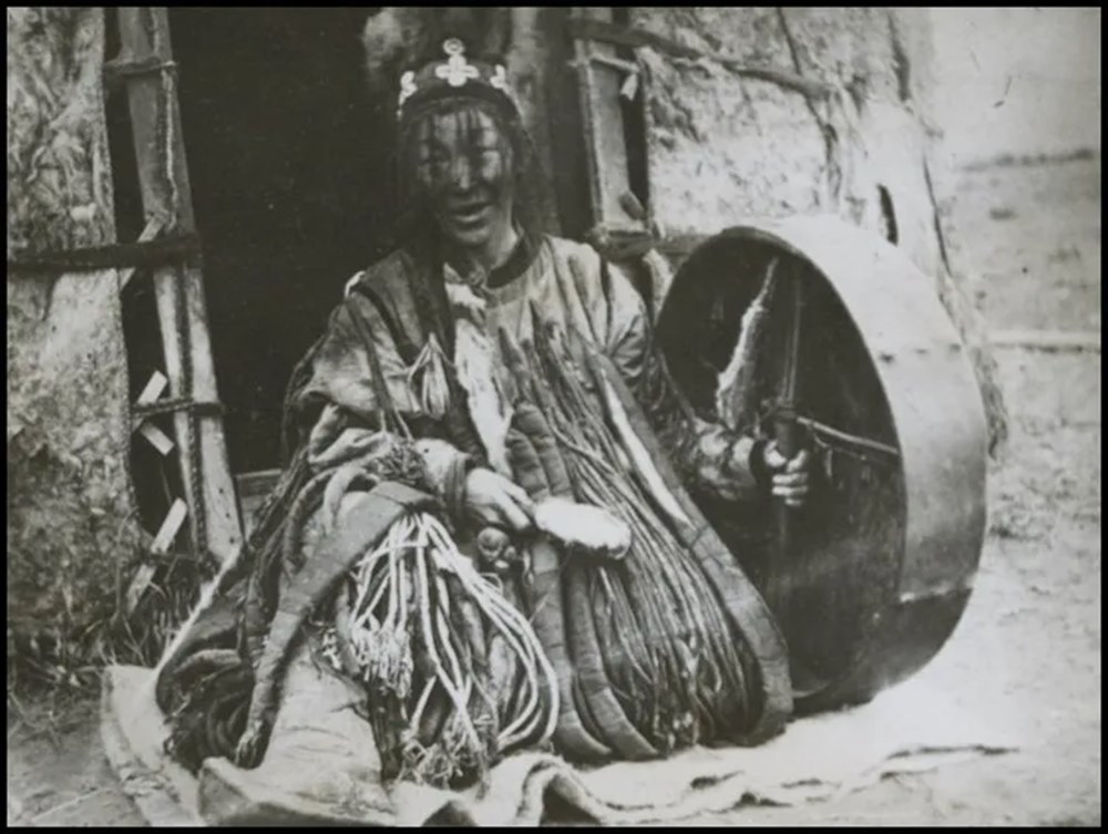 Bilim kurgu değil Türk boylarının 111 yıllık fotoğrafları. Gizemli heykeller, gelişmiş aletler, tanıdık kıyafetler (106 fotoğrafla gizemli Türk tarihi) - 12