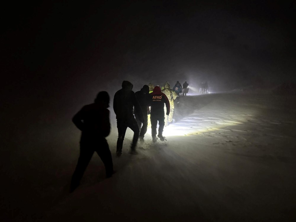 Ağrı'da yol açma çalışmasında facia: 2 ölü, 2 kayıp - 2