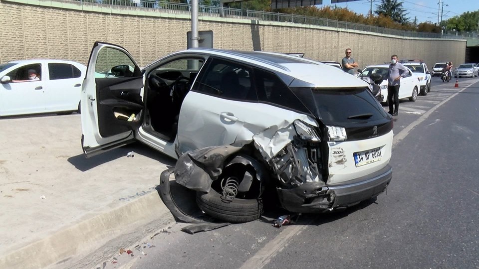 Ünlü gurme Mehmet Yaşin trafik kazası geçirdi - 1