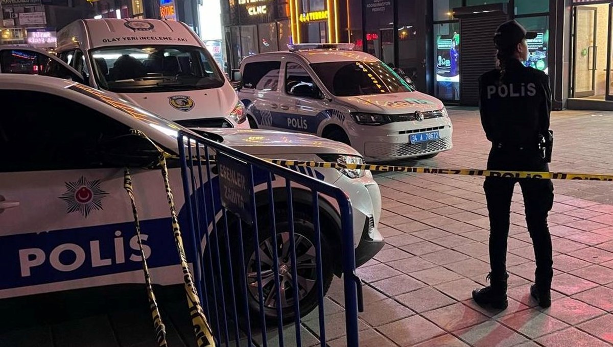 Esenler'de kavga: Vücuduna tornavida saplanan kişi öldü Esenler'de kavga: Vücuduna tornavida saplanan kişi öldü