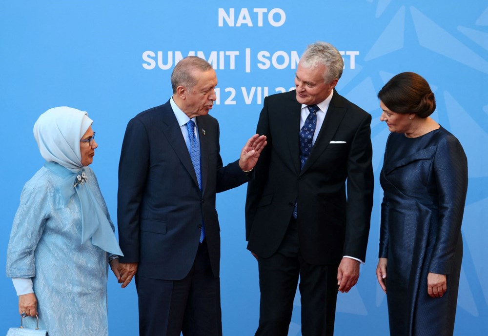 Avrupa basınından Cumhurbaşkanı Erdoğan'ın NATO Zirvesi'nde oynadığı role övgü: Siyasi bir pazarlama ustası - 3