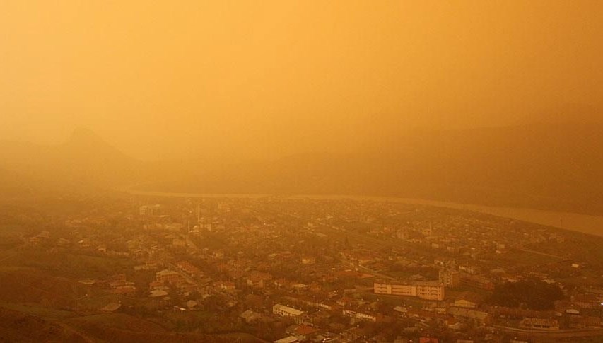 Sıcaklıklar artıyor: Yurt çöl tozu etkisinde