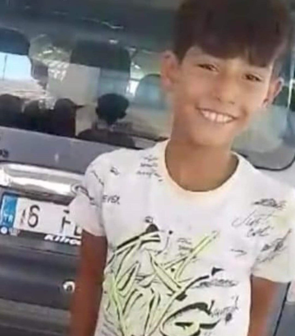 Bursa'da otomobilin çarptığı 10 yaşındaki çocuk hayatını kaybetti - 1