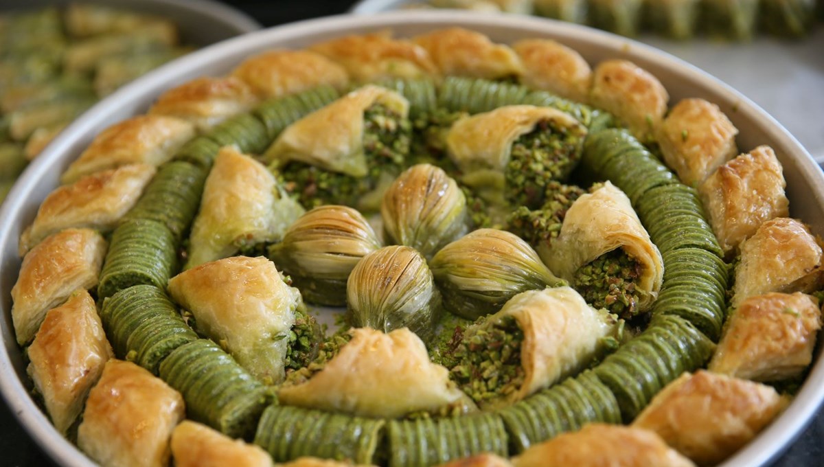 Baklava ustalarının bayram mesaisi