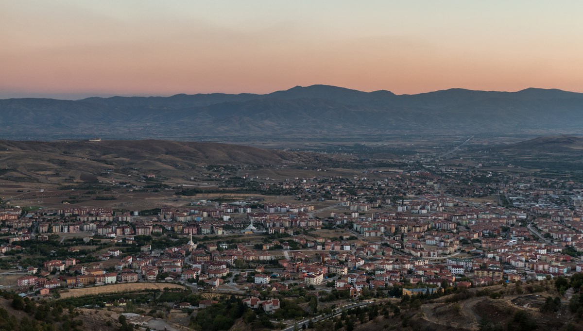 Elazığ'da 2 milyon yavru alabalık ekonomiye kazandırılacak