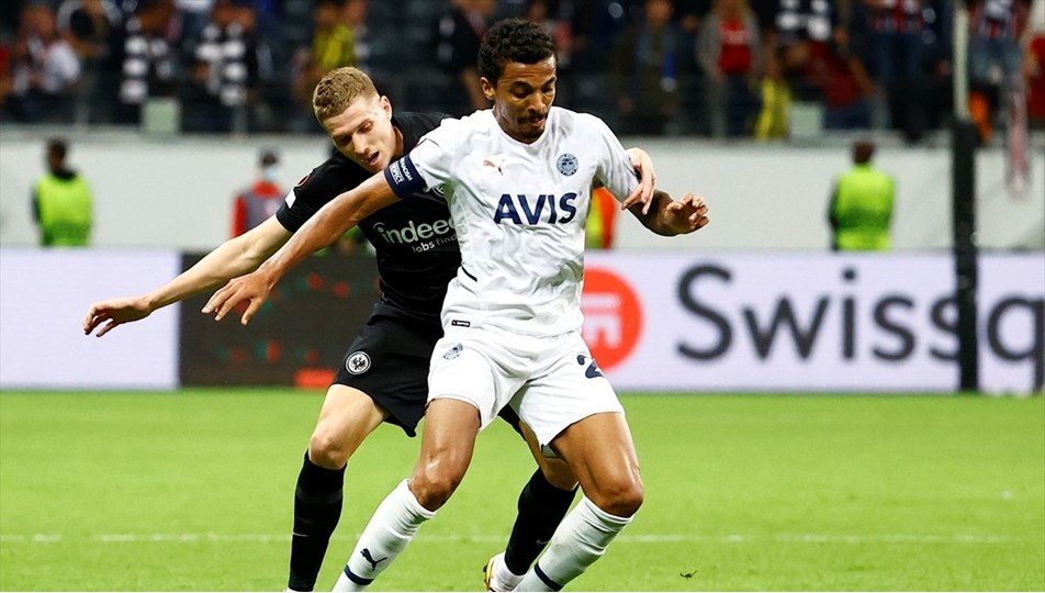 Avrupa Ligi: Fenerbahçe Almanya'dan puanla dönüyor (Eintracht Frankfurt-Fenerbahçe maç sonucu)