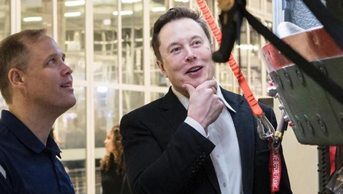 Elon Musk ve Jeff Bezos arasında sular durulmuyor: Blue Origin’den SpaceX ile NASA arasındaki anlaşmaya protesto