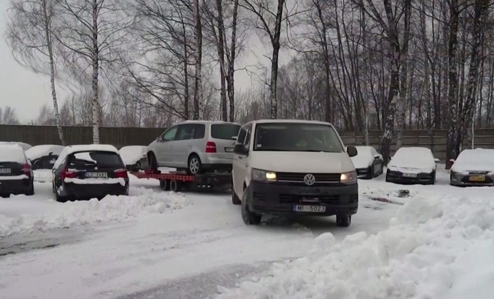 Letonya'da alkollü sürücülerin araçları Ukrayna'ya gönderiliyor - 5