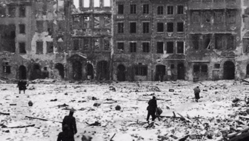 Almanya, Holokost'tan kurtulanlara 2024'e kadar 1,4 milyar dolar tazminat ödeyecek