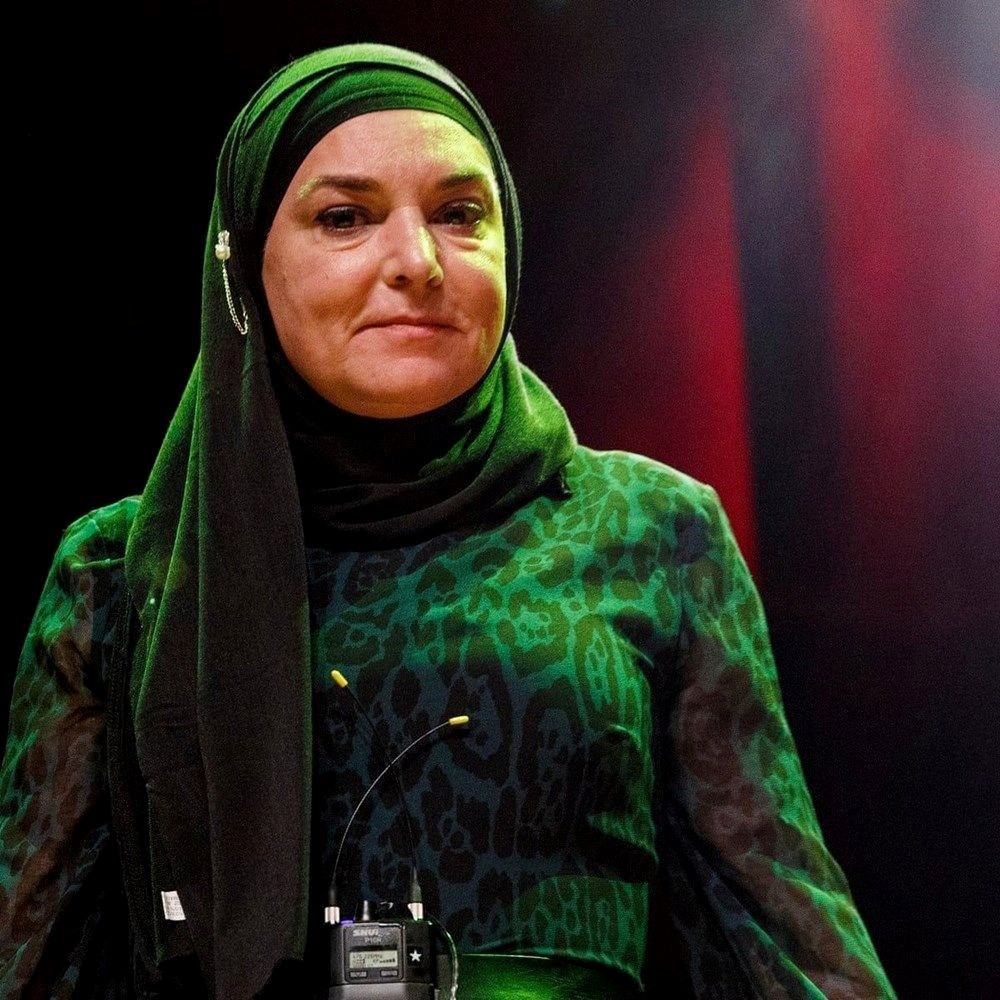 İrlandalı şarkıcı Sinead O'Connor'ın ölüm nedeni açıklandı - 3
