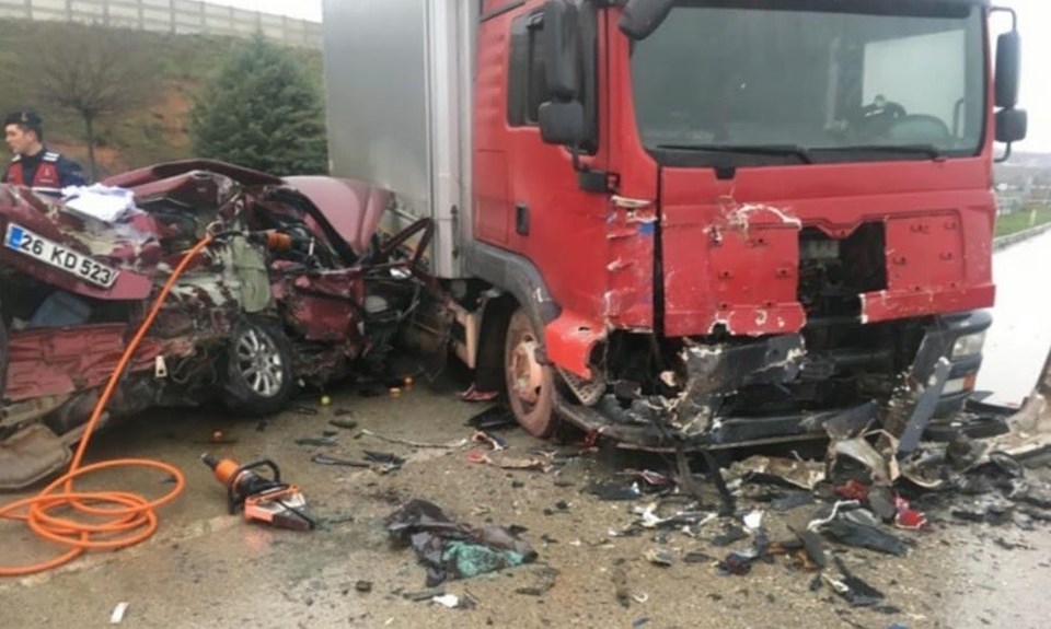 Bursa'da feci kaza: Beş kişi hayatını kaybetti - 1
