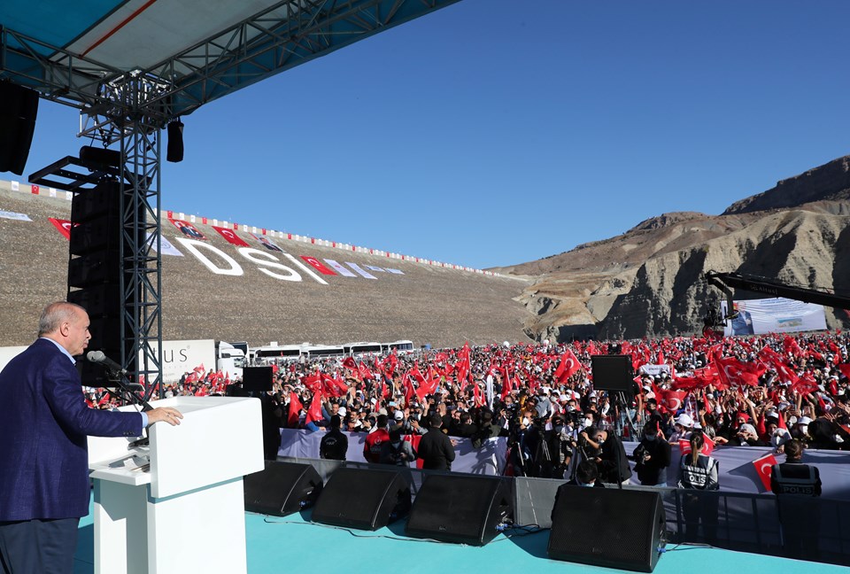 Cumhurbaşkanı Erdoğan: İçimizdeki mankurtlara verilmiş en güzel cevap - 1