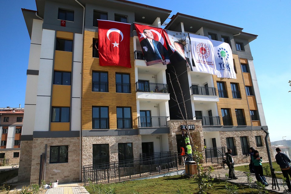 Cumhurbaşkanı Erdoğan: Terörün olmadığı bir Türkiye'yi mutlaka inşa edeceğiz - 1