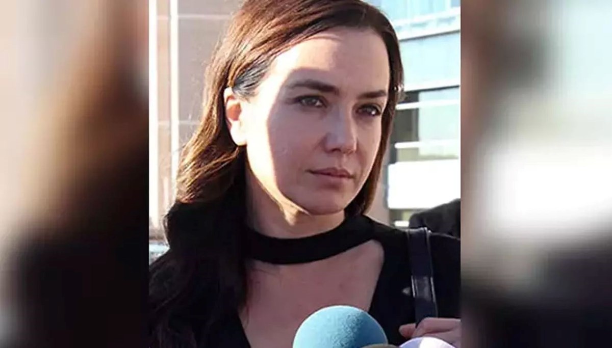 Deniz Uğur'dan şarkıcı Nilüfer'e suç duyurusu Deniz Uğur'dan şarkıcı Nilüfer'e suç duyurusu