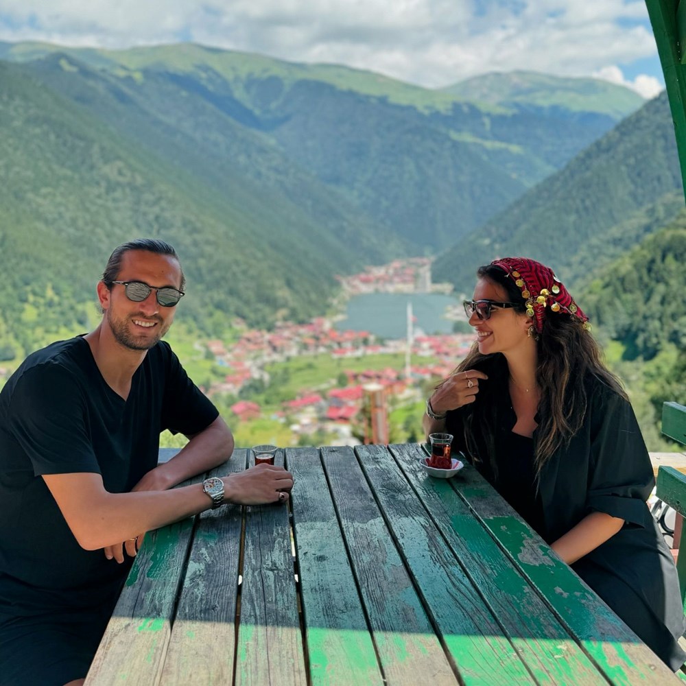 Yusuf Yazıcı ve Melisa Aslı Pamuk çifti Trabzon'da: El öpmeye gittiler! - 2